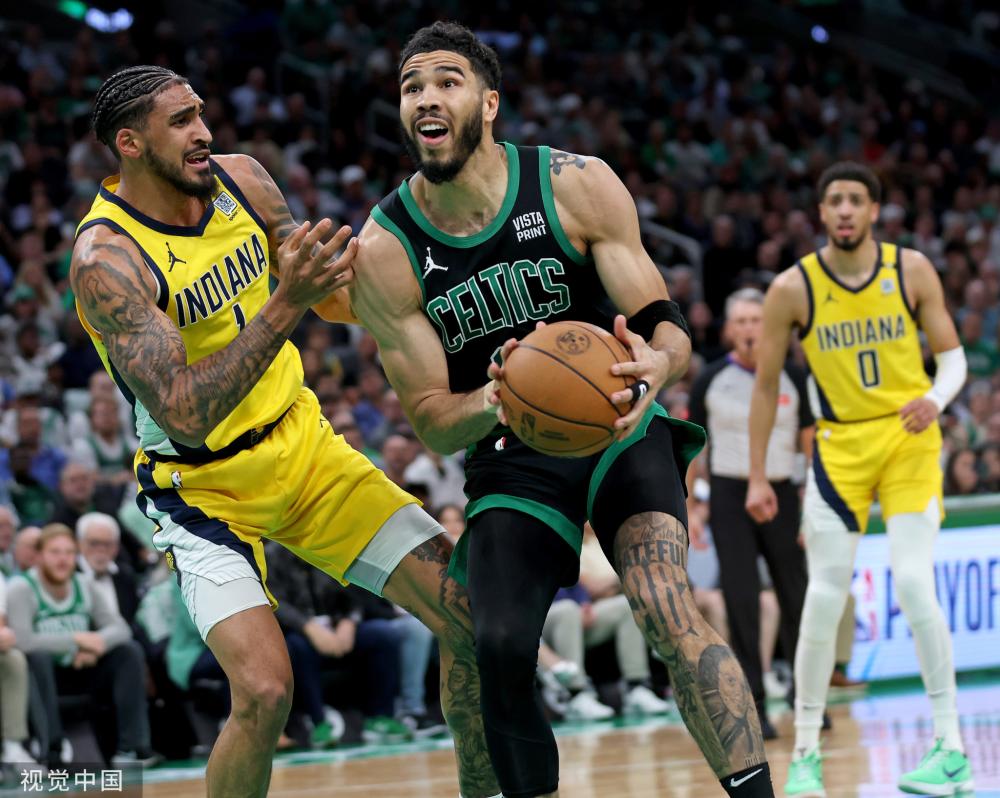 而在俱乐部 而在俱乐部